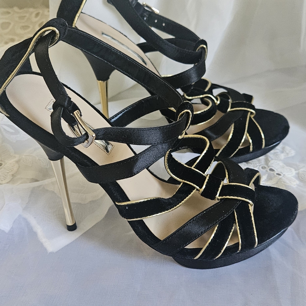 Stuart Weitzman Black Suede Strappy Heels with Gold Edge - Picture 3 of 5